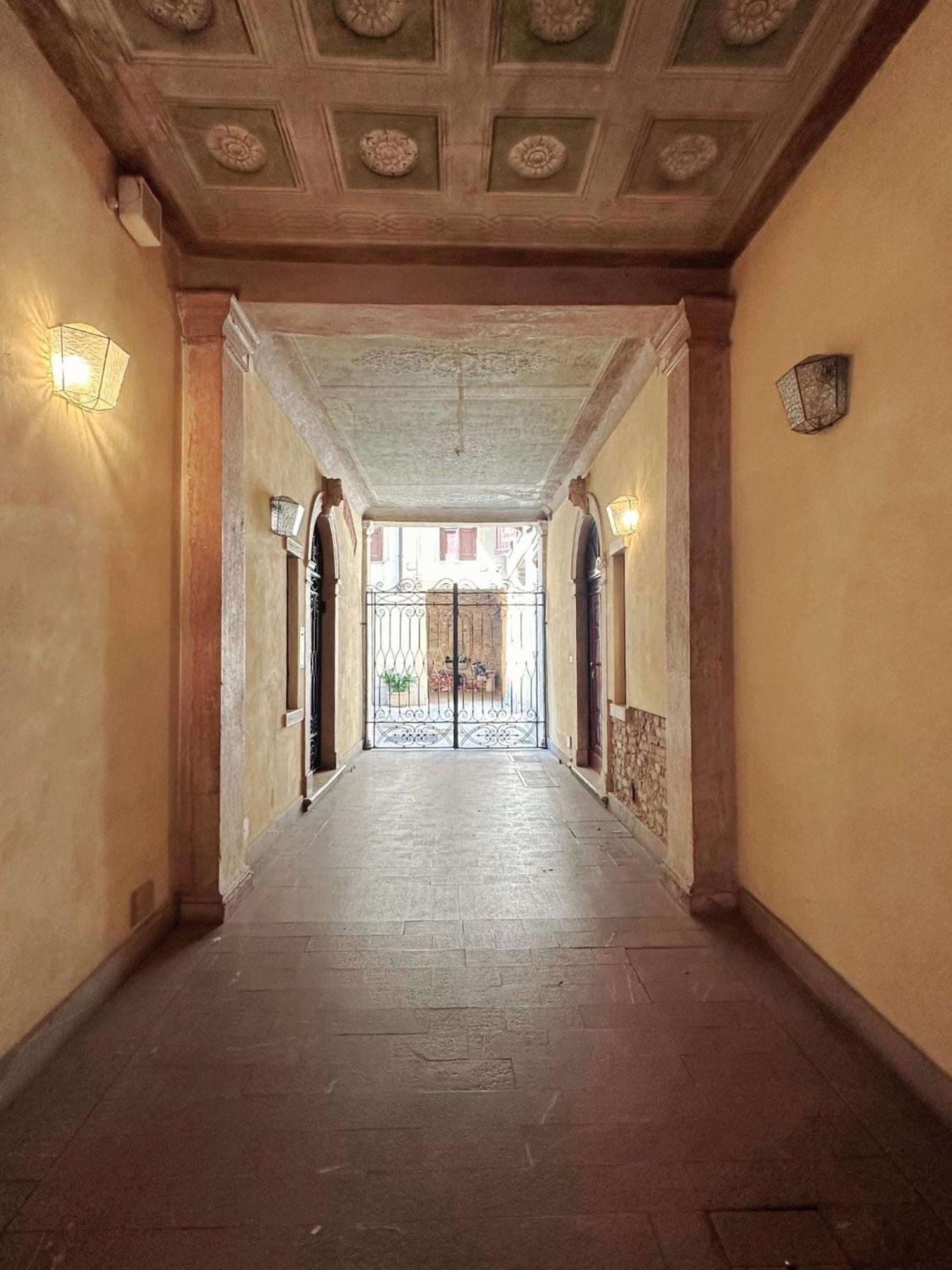 Elle Palace - Simply Elegant Verona Exterior foto